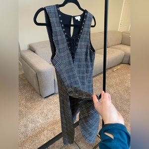 Hem and Thread Plaid Tunic Dress Shirt